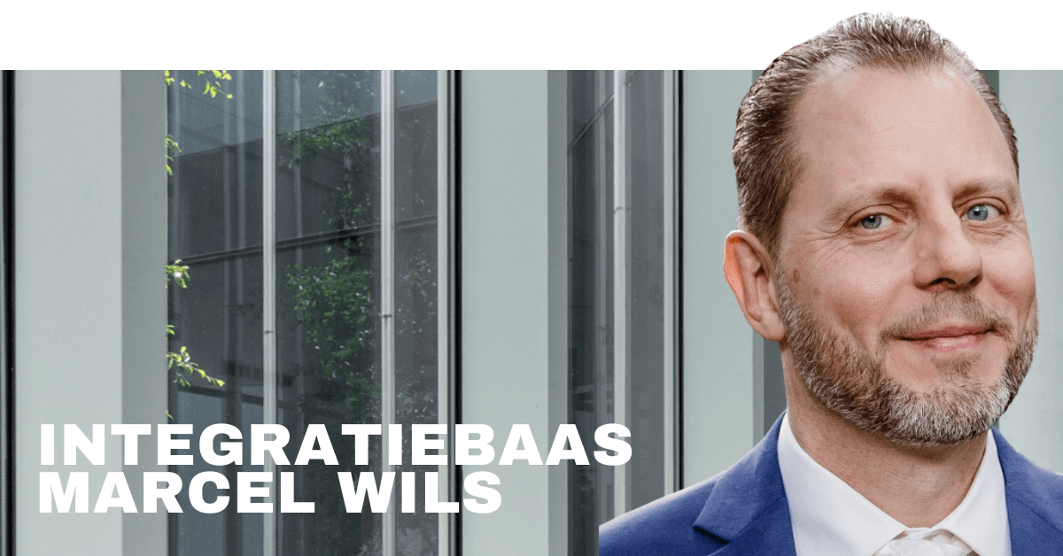 Mannelijke collega met tekst: 