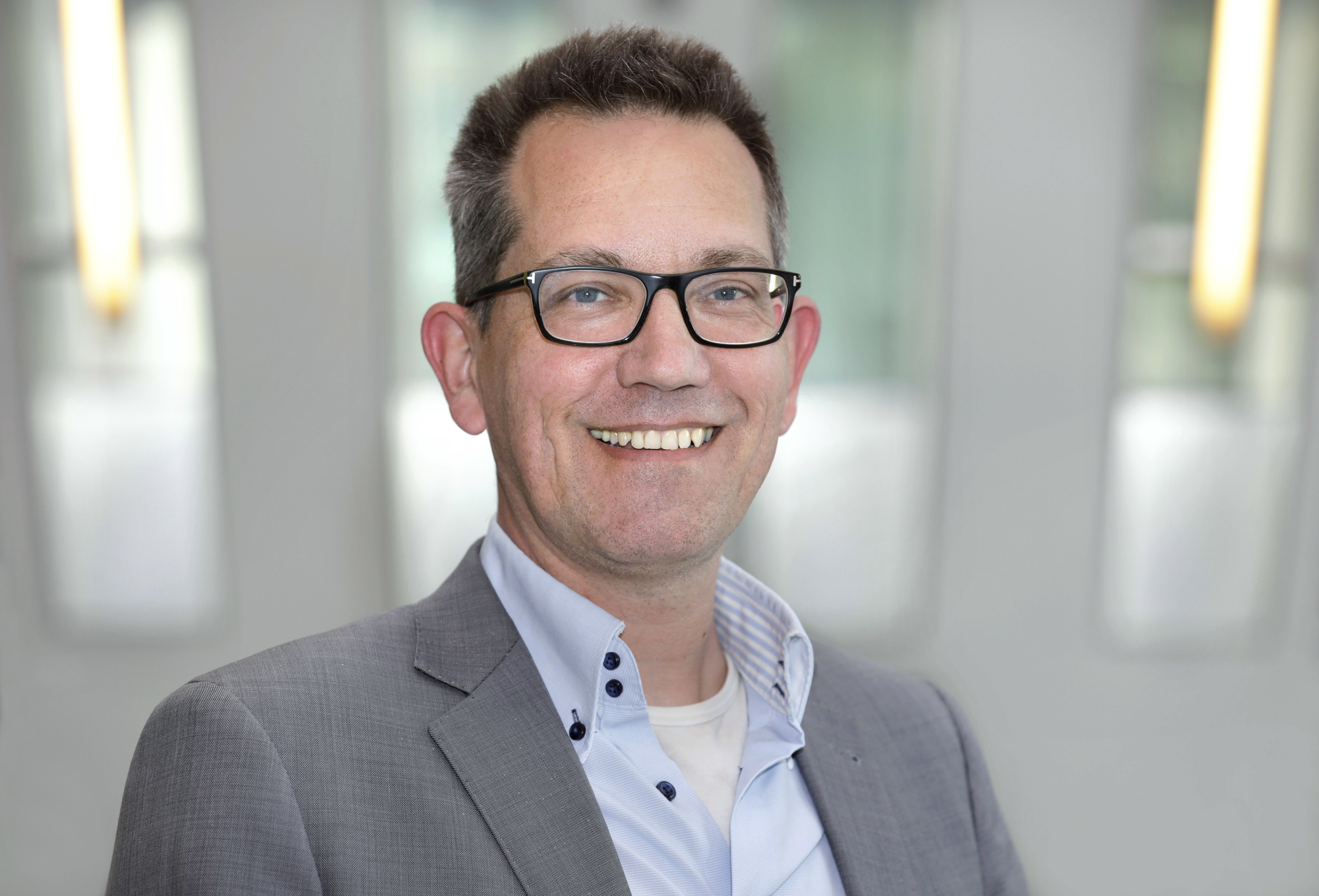 1607704273-ruuddegast