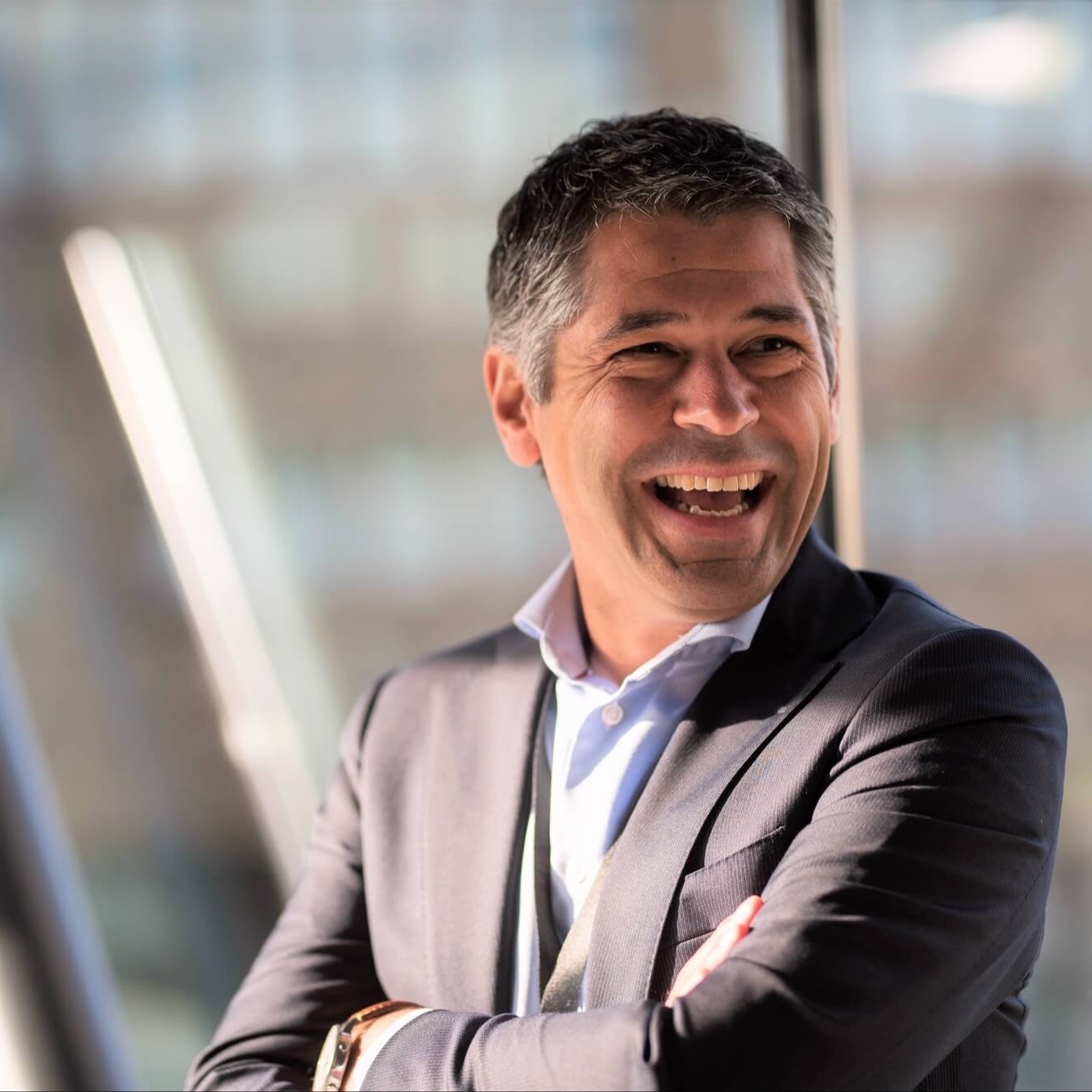 1607705530-guidovries2977292118-2