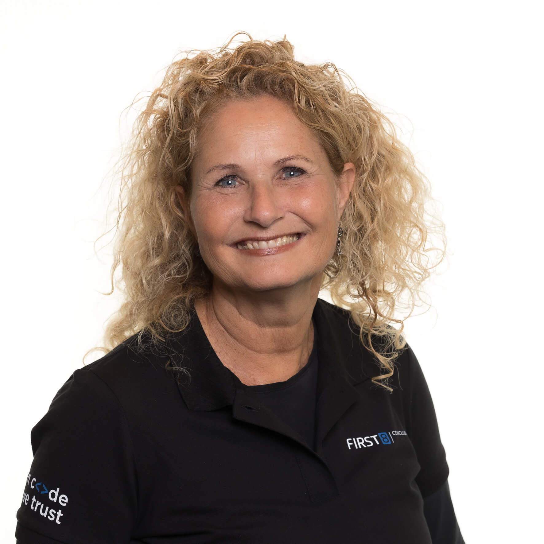 1646305677-monique-jeursen-424